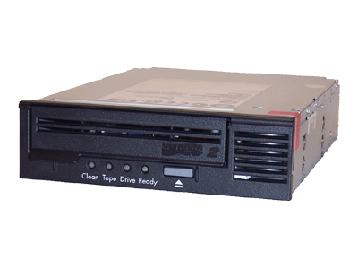 TAPEWARE LTO-440I HH INT. KIT 200-400GB Freecom TapeWare LTO 448i - Lecteur de bandes magnétiques - LTO Ultrium ( 200 Go / 400 Go ) - Ultrium 2 - SCSI - interne - 5.25"
