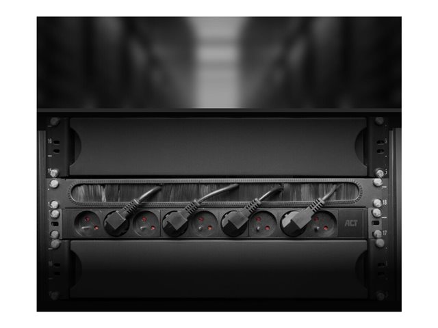 PDU CEE7/7 - TYPE E (9X). 1 stk