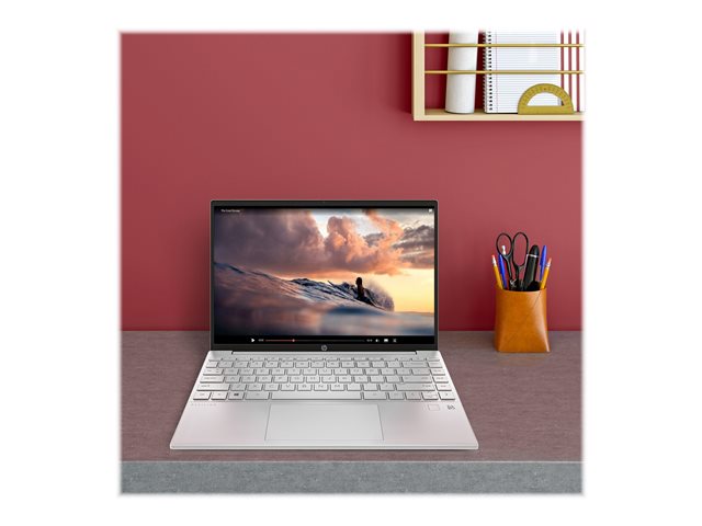HP Pavilion Aero Laptop 13-be0020nb - AMD Ryzen 5 5600U - Win 11 Home - Radeon Graphics - 8 GB RAM - 512 GB SSD NVMe, HP Value - 13.3\" IPS 1920 x 1200 - Wi-Fi 6 - natural silver (base), natural silver magnesium-aluminium Thixomolding (cover and keybo