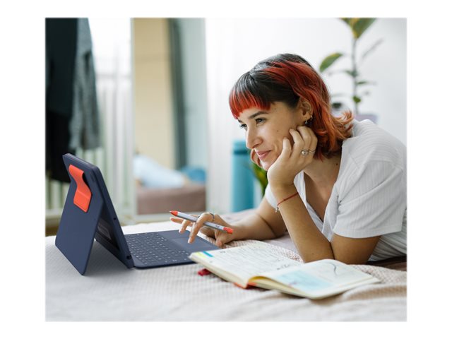 Logitech Rugged Combo 3 Touch for Education - Keyboard and folio case - with trackpad - Apple Smart connector - AZERTY - French - classic blue - academic - for Apple 10.2-inch iPad (7th generation, 8th generation, 9th generation)