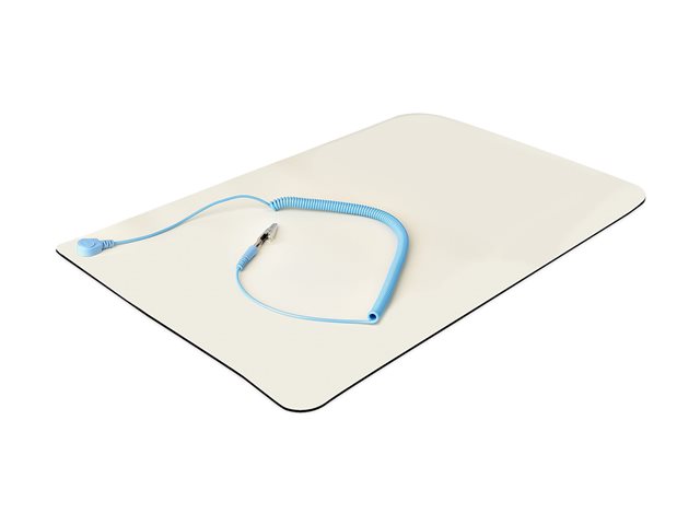 StarTech.com 11x18in Anti Static Mat, ESD Mat for Electronics Repair, Anti Static Desk Mat w/Detachable Grounding Wire, ANSI/ESD S 4.1 Compliant, Flexible Thermoplastic Work Mat/Pad - Suitable for Tables (SM-ANTI-STATIC-MAT) - Anti-static mat - detac