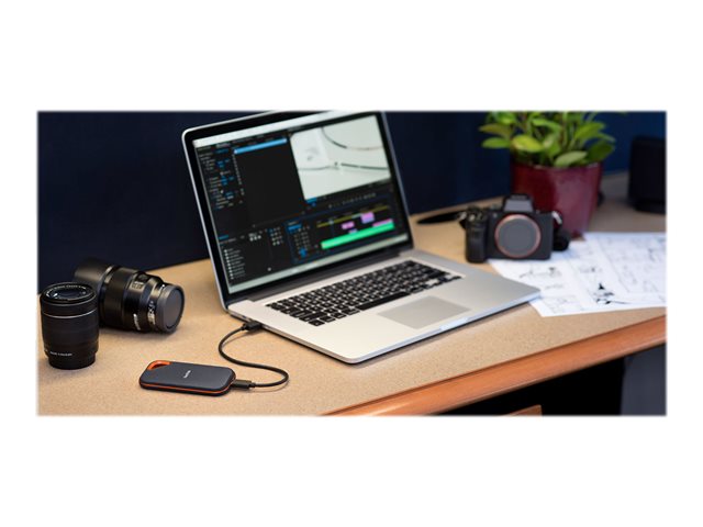SanDisk Extreme PRO Portable V2 - SSD - 4 TB - external (portable) - USB 3.2 Gen 2x2 - 256-bit AES
