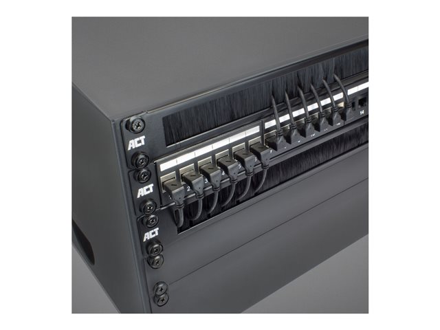 CAT6A UTP SL D/D-ANG BK 0.15M. 1 stk