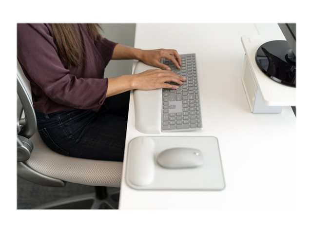 Kensington ErgoSoft - Mouse pad with wrist pillow - grey