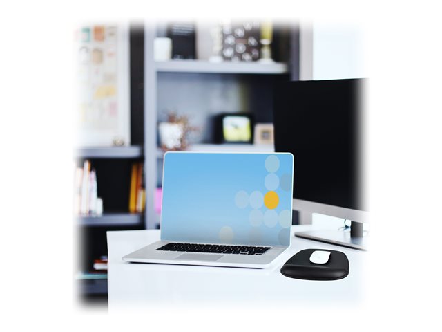 StarTech.com Mouse Pad with Hand rest, 6.7x7.1x 0.8 in (17x18x2cm), Ergonomic Mouse Pad with Wrist Support, Desk Wrist Pad w/ Non-Slip PU Base for Office/Home/Computer/Laptop - Cushioned Gel Mouse Pad w/ Palm Rest - Mouse pad with wrist pillow - blac