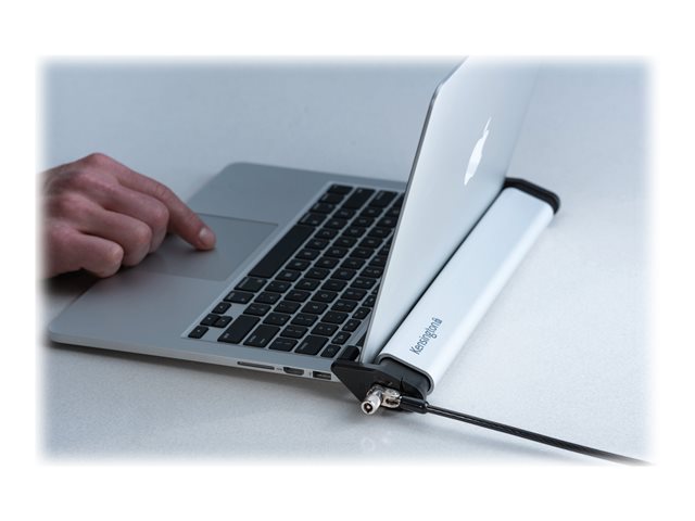 Kensington Laptop Locking Station 2.0 - MicroSaver 2.0 Keyed Lock - System security kit - 15.6\"