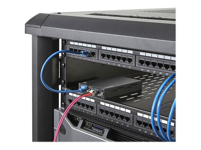 StarTech.com Singlemode (SM) LC Fiber Media Converter for 1Gbe Network - 10km - Gigabit Ethernet - 1310nm - with SFP Transceiver (ET91000SM10) - Fibre media converter - 1GbE - 100Base-LX, 1000Base-T - RJ-45 / LC single-mode - up to 10 km - 1310 nm - for P/N: SVA12M2NEUA, SVA12M5NA