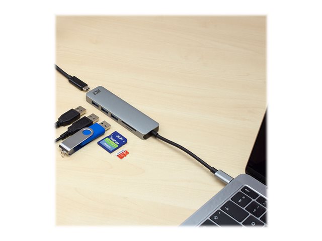 ACT USB-C to USB-A Hub 3 ports with card-reader and PD Pass-through, metal housing (retail)