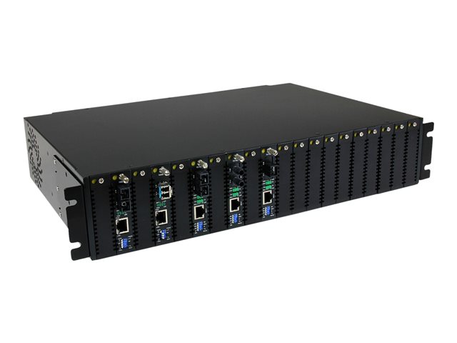 StarTech.com 10/100 Mbps Single Mode Fiber Media Converter SC - 18.6 miles/30km over Single Mode SC Fiber (ET90110SM302) - Fibre media converter - 100Mb LAN - 100Base-FX - RJ-45 / SC single-mode - up to 30 km - 1310 nm - for P/N: ETCHS2U, SVA12M2NEUA
