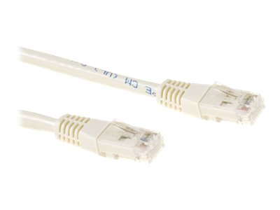 ACT - Verbindingskabel - RJ-45 (M) naar RJ-45 (M) - 50 cm - UTP - CAT 6a - ivoor, RAL 1015