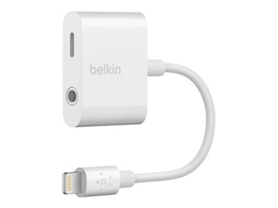 Belkin 3.5 mm Audio + Charge RockStar - Lightning to headphone jack / charging adapter - Lightning male to 4-pole mini jack, Lightning female - white